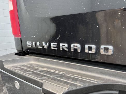 Used 2014 Chevrolet Silverado 2500 LTZ w/ LTZ Plus Package AWD/4WD image 18