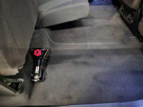 Used 2020 Chevrolet Silverado 1500 Custom w/ Custom Value Package RWD image 36