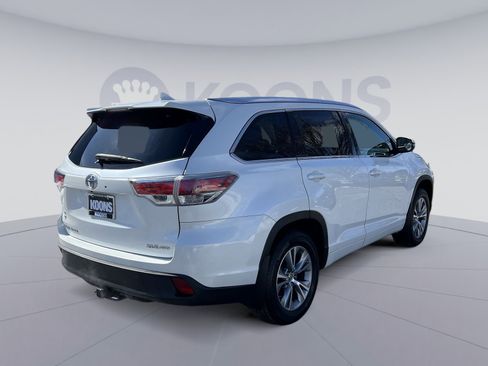 Used 2015 Toyota Highlander XLE image 7