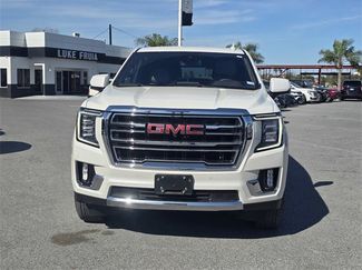 Used 2024 GMC Yukon XL SLT w/ SLT Luxury Package video 2