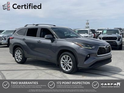 Used 2023 Toyota Highlander Limited