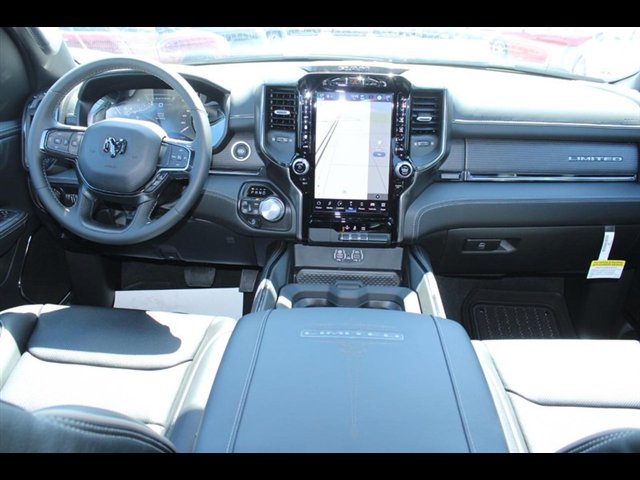 Used 2024 RAM 1500 Limited AWD/4WD image 10
