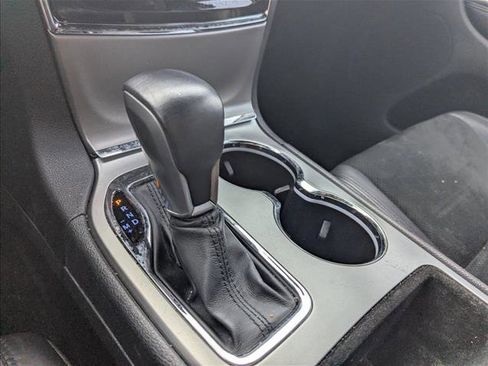 Used 2019 Jeep Grand Cherokee Altitude image 13