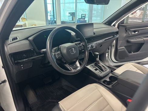 Used 2024 Honda CR-V Sport Touring image 13