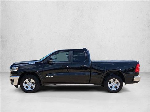 Used 2025 RAM 1500 Big Horn AWD/4WD image 9