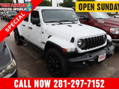 Used 2025 Jeep Gladiator Sport