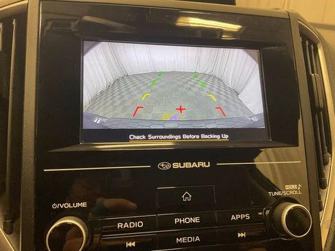 Used 2023 Subaru Crosstrek 2.0i image 7