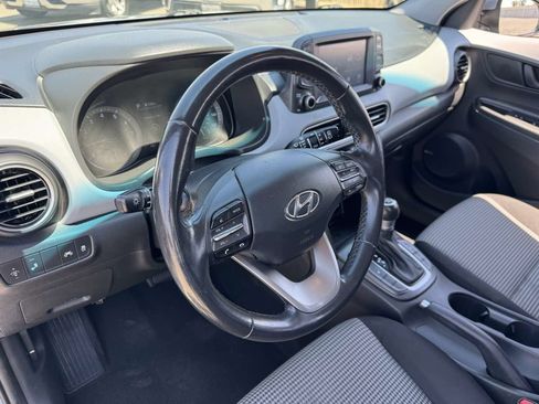 Used 2020 Hyundai Kona SEL Plus FWD image 24