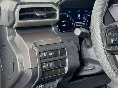 Certified 2025 Toyota Tacoma TRD Off-Road AWD/4WD image 19