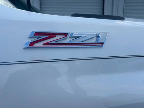 Used 2022 Chevrolet Silverado 2500 LT w/ Convenience Package image 7