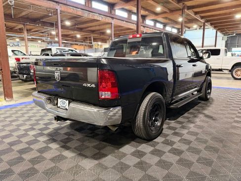 Used 2015 RAM 1500 Classic SLT image 5