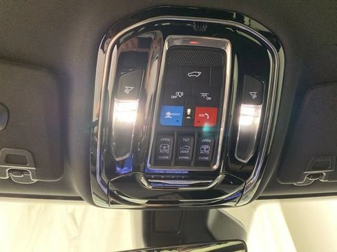 Used 2023 Jeep Grand Cherokee L Summit w/ High Altitude Package AWD/4WD image 25