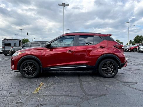 Certified 2023 Nissan Kicks SR w/ SR Premium Package FWD image 4