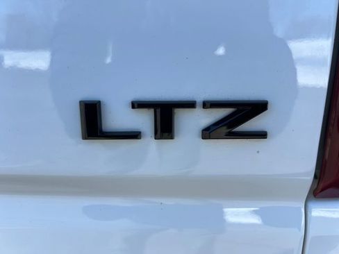Used 2023 Chevrolet Silverado 2500 LTZ w/ LTZ Plus Package image 41