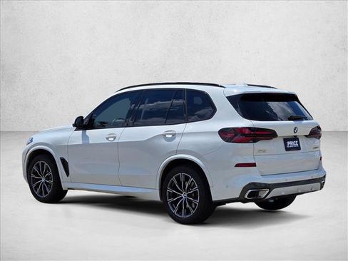 Used 2024 BMW X5 xDrive40i w/ M Sport Package AWD/4WD image 15