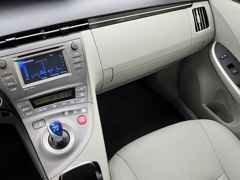 Used 2012 Toyota Prius One image 6