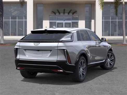 New 2026 Cadillac Lyriq Luxury image 4
