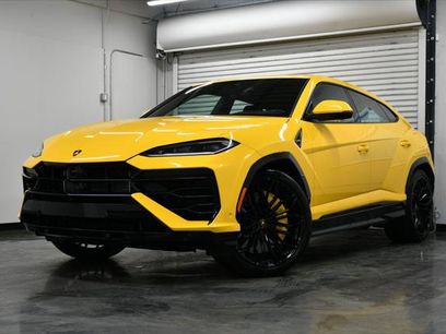 Used 2025 Lamborghini Urus SE