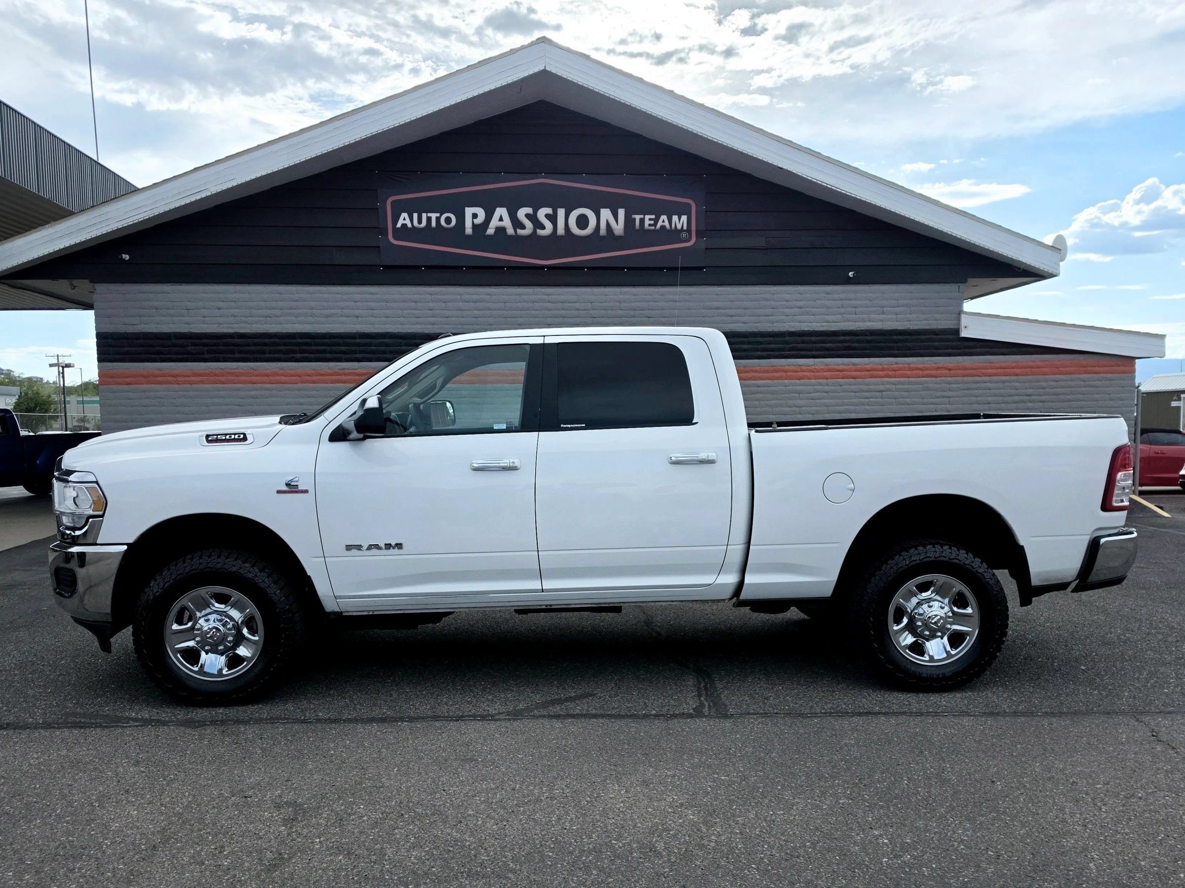 Used 2019 RAM 2500 Big Horn AWD/4WD image 2