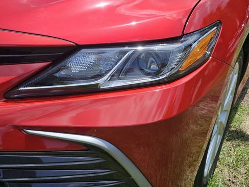 Used 2024 Toyota Camry LE FWD image 29