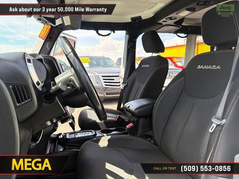 Used 2018 Jeep Wrangler Unlimited Sahara AWD/4WD image 11
