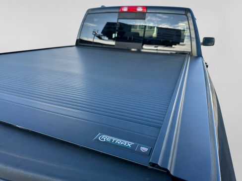 Used 2019 RAM 1500 Classic SLT RWD image 19