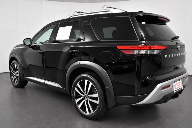 Certified 2024 Nissan Pathfinder Platinum AWD/4WD image 6