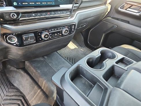 Used 2024 Chevrolet Silverado 2500 LT image 19
