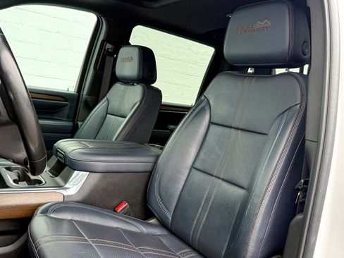 Certified 2024 Chevrolet Silverado 2500 High Country w/ Technology Package AWD/4WD image 17