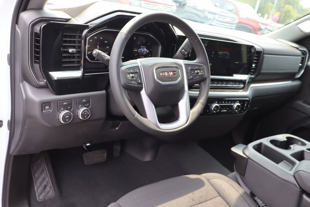 Used 2026 GMC Sierra 1500 Elevation AWD/4WD image 5