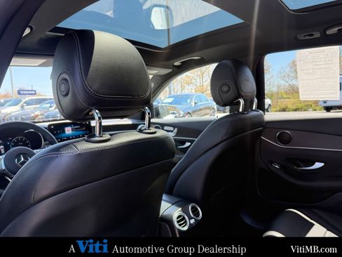 Certified 2022 Mercedes-Benz GLC 300 image 21