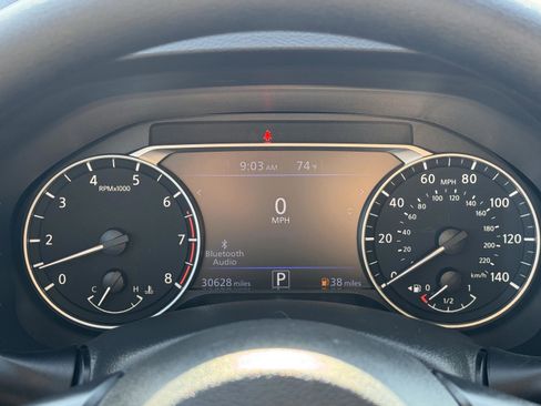 Used 2025 Nissan Altima 2.5 SV AWD/4WD image 19