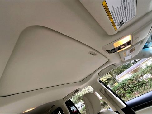 Used 2023 Lexus GX 460 Luxury w/ Sport Design Package image 24