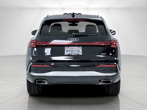 Used 2025 Audi Q5 Premium w/ Convenience Package AWD/4WD image 4