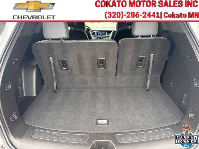 Used 2023 Buick Enclave Essence AWD/4WD image 10