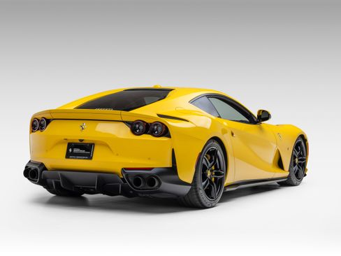 Used 2019 Ferrari 812 Superfast image 8