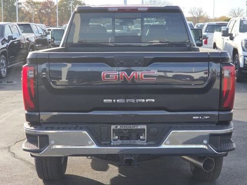 New 2025 GMC Sierra 3500 SLT w/ SLT Premium Package image 25