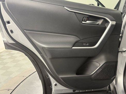 Certified 2025 Toyota RAV4 XLE image 32