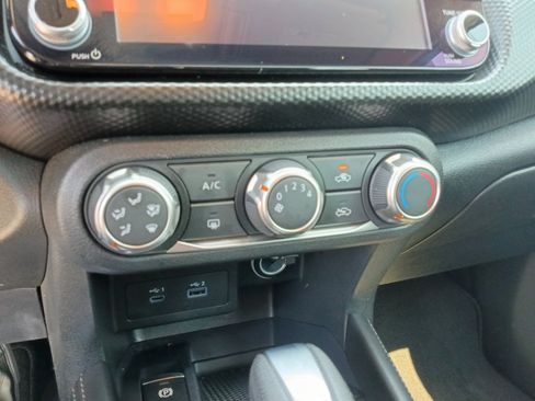 Used 2023 Nissan Kicks SV FWD image 18