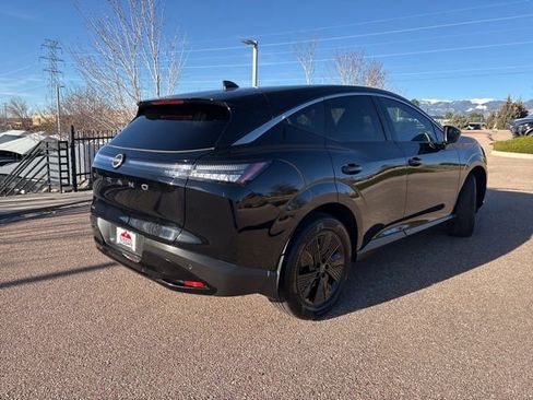 Used 2025 Nissan Murano SV image 5