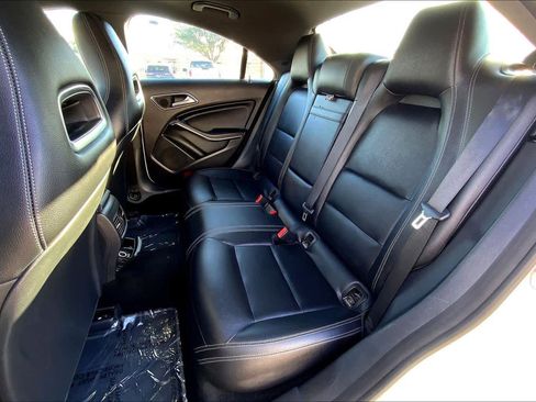 Used 2019 Mercedes-Benz CLA 250 CLA 250 image 21