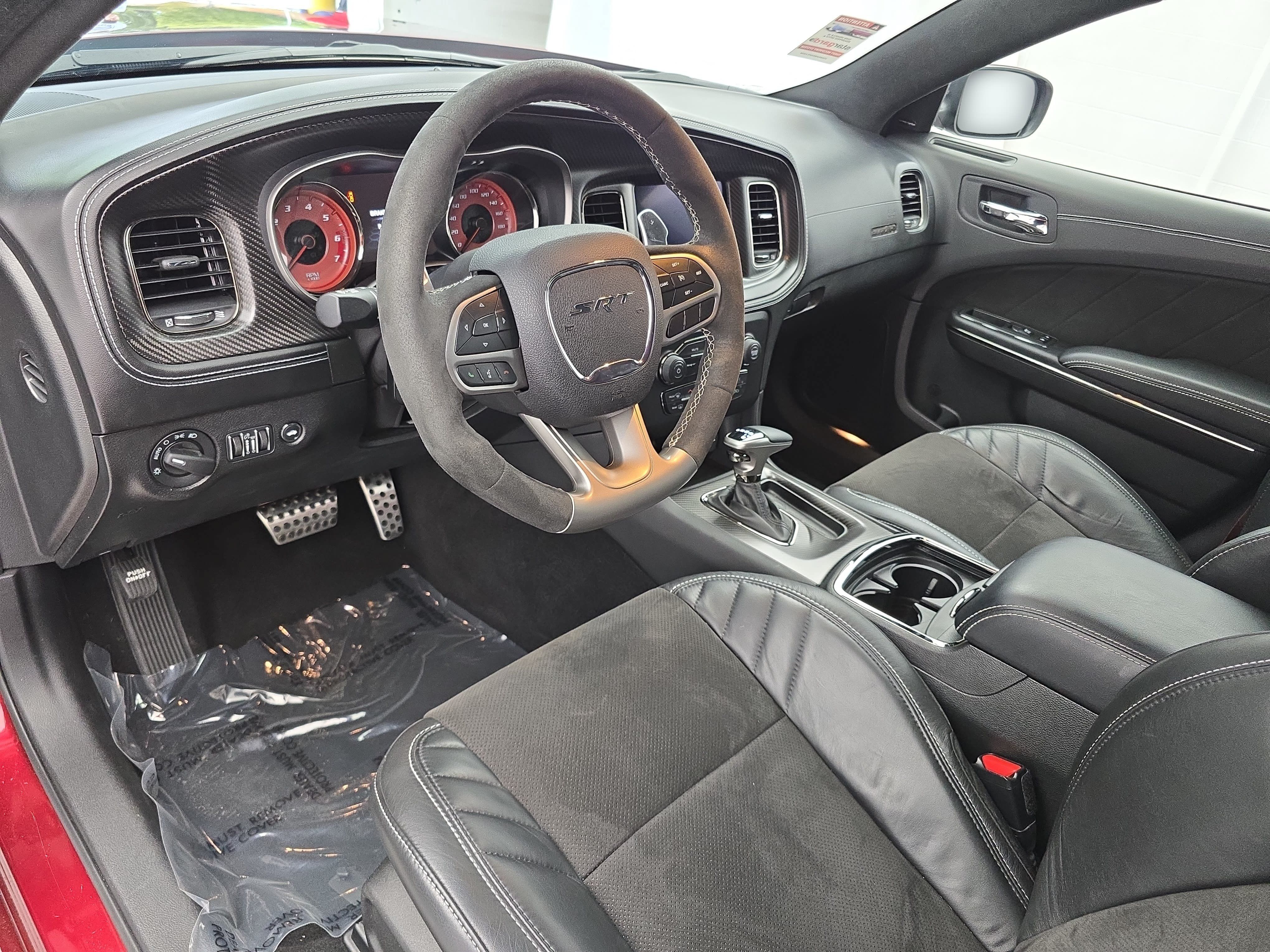 Used 2022 Dodge Charger SRT Hellcat w/ Harman/Kardon Audio Group RWD image 15