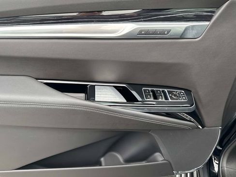 Used 2025 Cadillac Escalade Sport w/ Touring Package AWD/4WD image 19