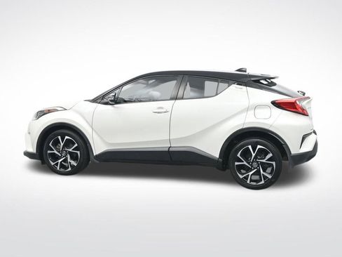 Used 2019 Toyota C-HR XLE image 10