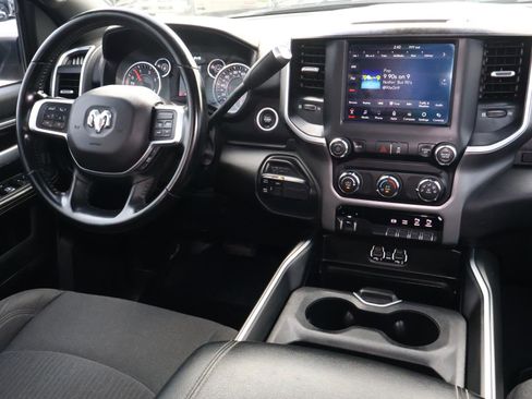 Used 2021 RAM 3500 Big Horn w/ Night Edition AWD/4WD image 11