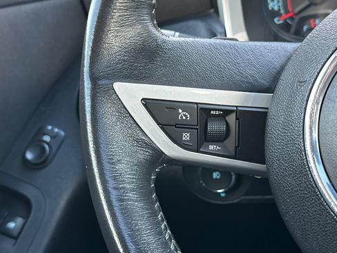 Used 2011 Chevrolet Camaro SS image 32