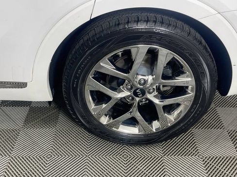 Used 2019 Kia Sorento SX FWD image 35