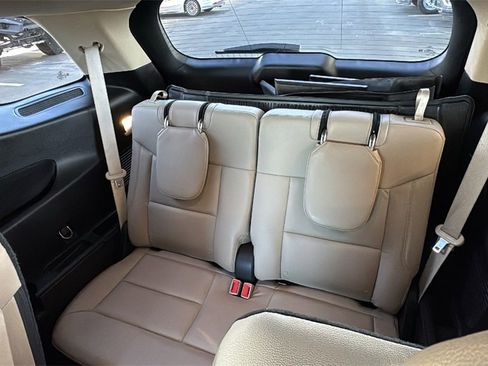 Certified 2020 Ford Explorer XLT w/ Equipment Group 202A image 23