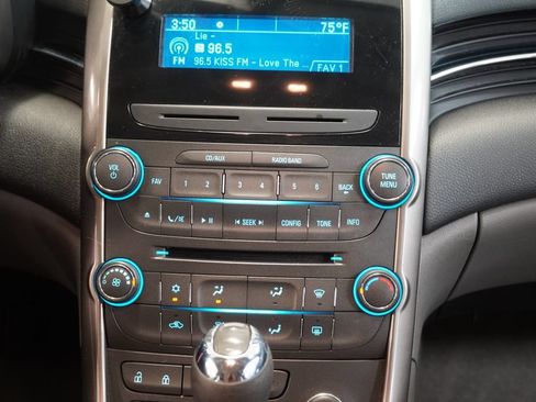 Used 2013 Chevrolet Malibu LS FWD image 19