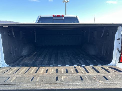 Used 2016 GMC Sierra 2500 Denali image 9